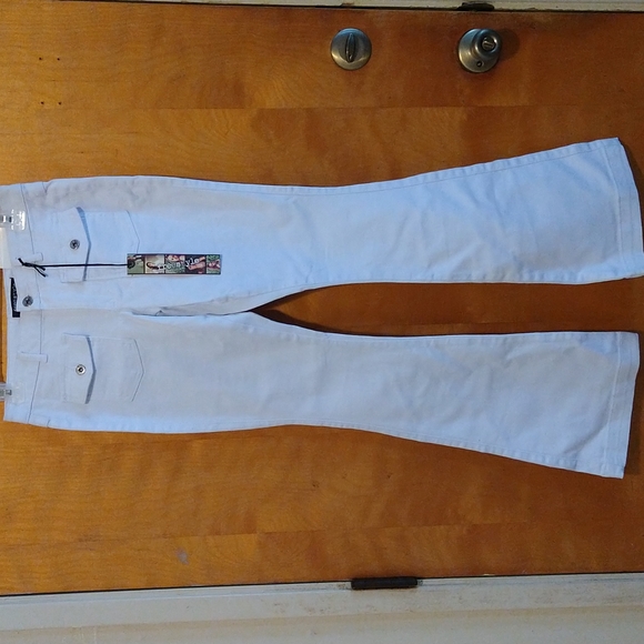 Freestyle Revolution denim white jeans. - Picture 1 of 7